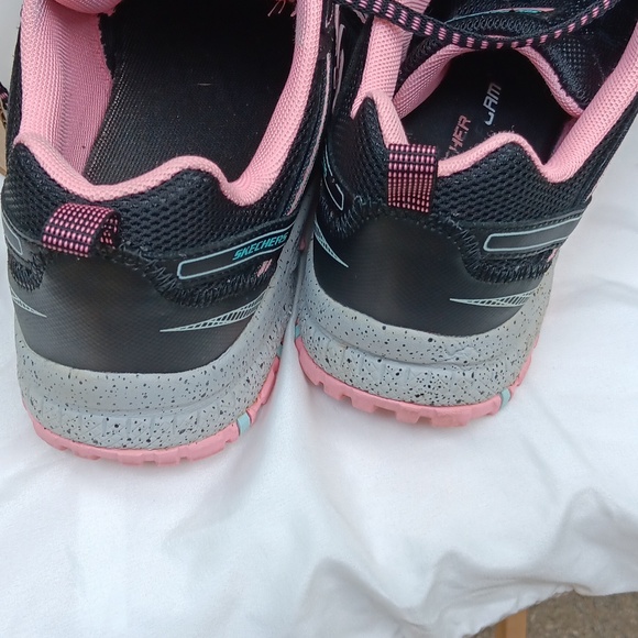 Skechers Trail with Memory Foam - Picture 4 of 7